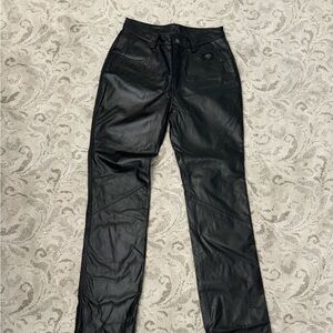 Harley Davidson Ladies Leather Pants, Black, Size 8 (fits more like a 6)